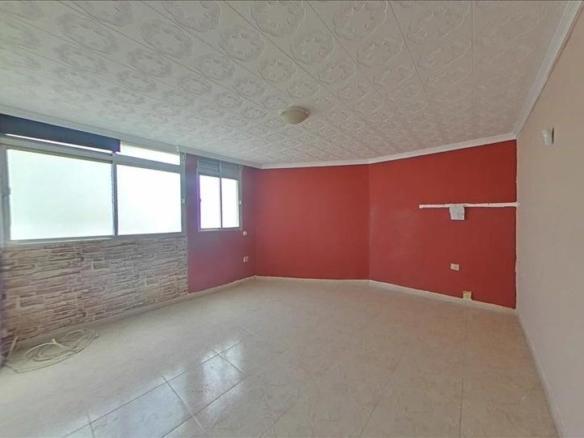 Piso en venta en Urb el Lasso, San Cristóbal – Playa de la Laja