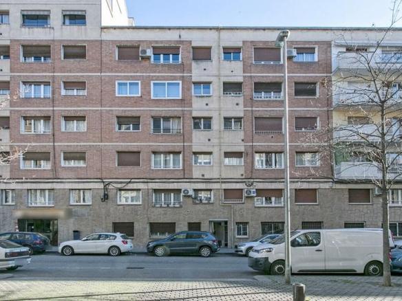 Piso en venta en C/ Sant Joan D´en Coll , Fonts dels Capellans – Sagrada Família
