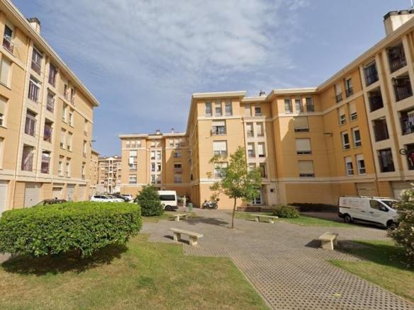 Piso en venta en C/ Alcacias I, Peñacastillo – Nueva Montaña