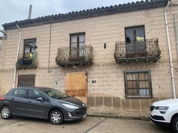Casa adosada en venta en Esteban Martín Sicilia, Pampliega