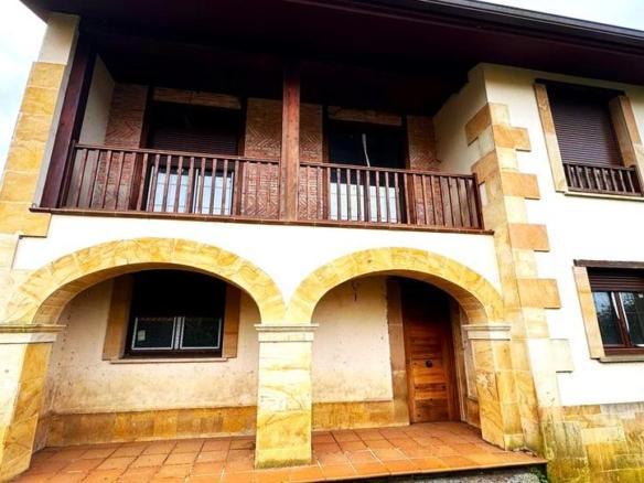 Casa o chalet en venta en La Torre, Bárcena de Cicero