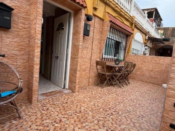 House or villa for sale on Carretera Monte Hacho, 108d, Hacho – San Amaro