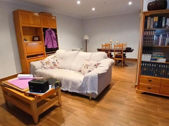 Apartment for sale on Calle San Marcos, S/n, Valdepeñas