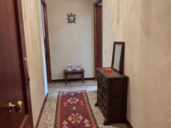 House or chalet for sale in C/ Albéniz, Asparrena
