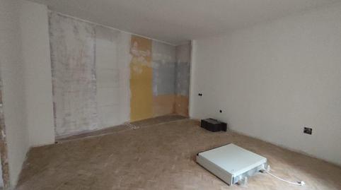 Apartment for sale on Clavel Street, Tomelloso