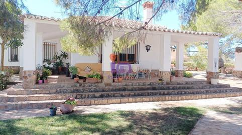 Rustic property for sale in Urda