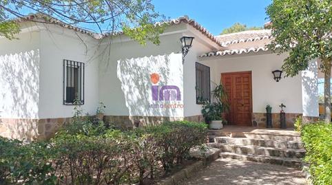 Rustic property for sale in Urda