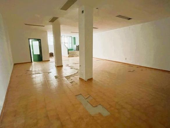 Apartment for sale in Valdepeñas
