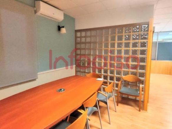 House or villa for sale in Valdepeñas