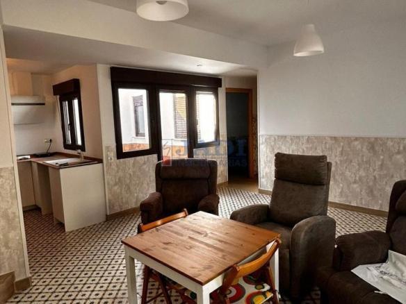 Apartment for sale in Valdepeñas