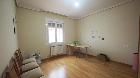 Commercial premises for sale at Real, 43, Valdepeñas
