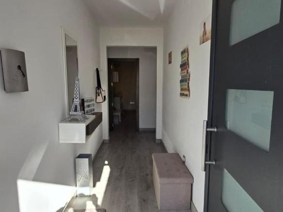House or villa for sale on Calle Altillo, Tomelloso