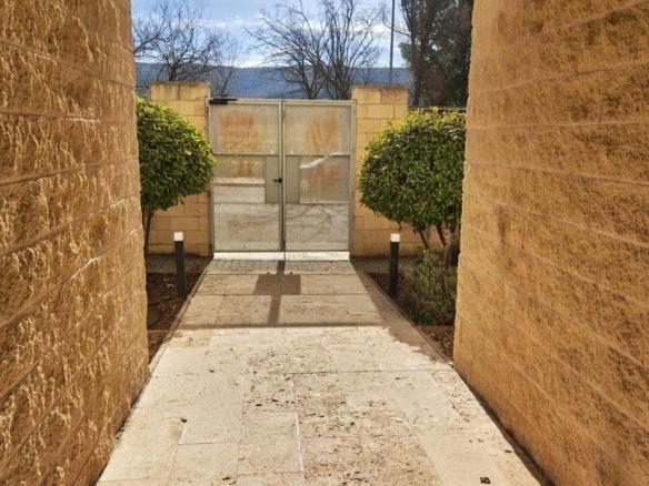 House or villa for sale on Calle Virgen, Alcázar de San Juan