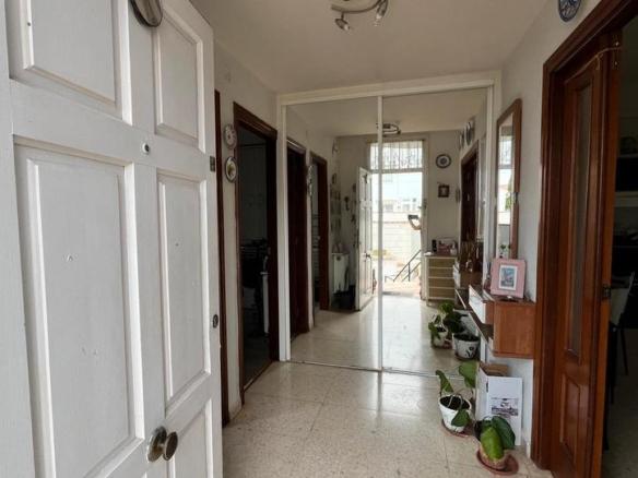 House or villa for sale on Príncipe de Asturias Street, Arenales de San Gregorio