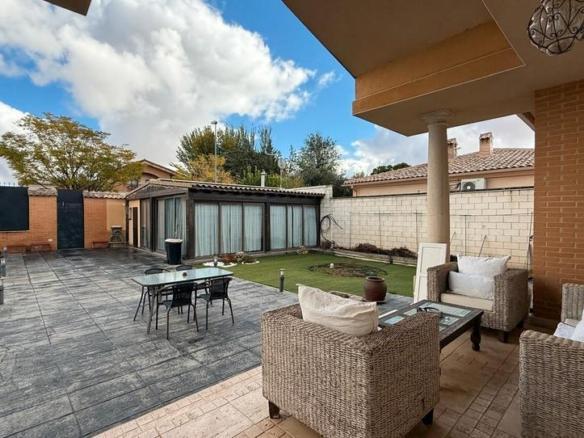 House or villa for sale in Pedro Muñoz
