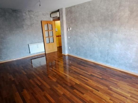 Duplex for sale in El Perchel