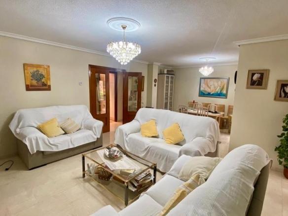 Apartment for sale on Pablo Neruda Street, City Center