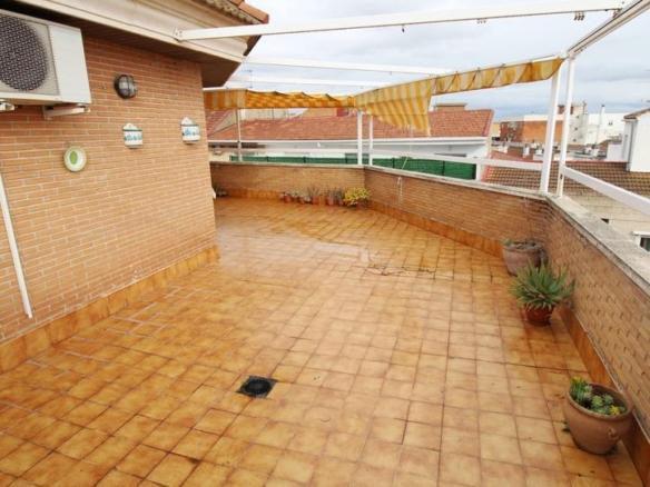 Apartment for sale on Doctor Bonardell Street, Alcázar de San Juan