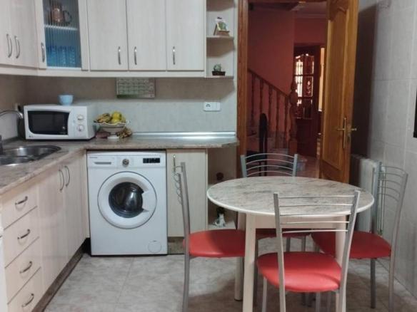Apartment for sale on Calle de las Canalejas, Vejer