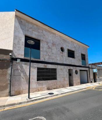 Townhouse for sale on Calle Navarra, 47, Villarrubia de los Ojos