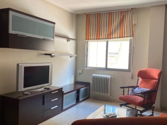 Apartment for sale on Avenida Portugal, City Center