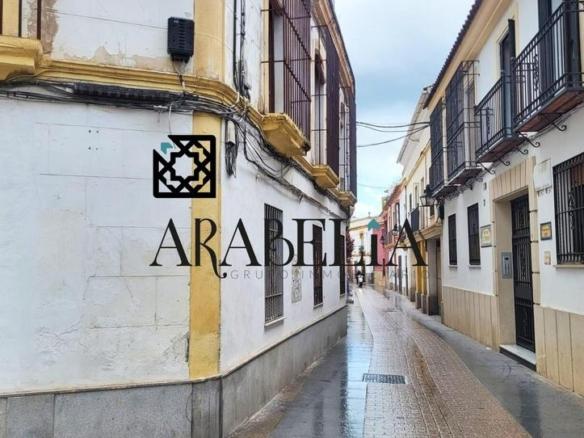 Apartment for sale in the Historic Center – Ribera – San Basilio