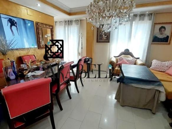 House or villa for sale in Campo de la Verdad – Miraflores