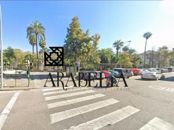 House or villa for sale in the city center