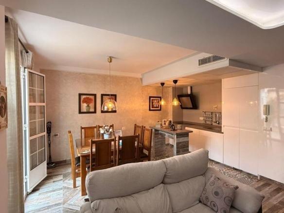 House or villa for sale on Calle de Jesús María, 48, La Victoria