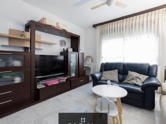 Apartment for sale in Ciudad Jardín – Zoco