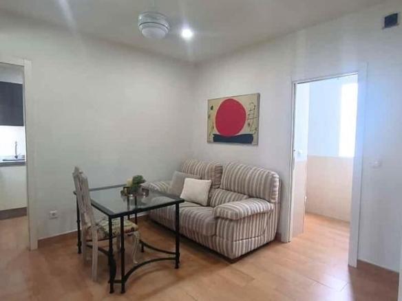 Apartment for sale in Sta. Marina – San Andrés – San Pablo – San Lorenzo