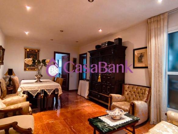 Apartment for sale in Ciudad Jardín – Zoco