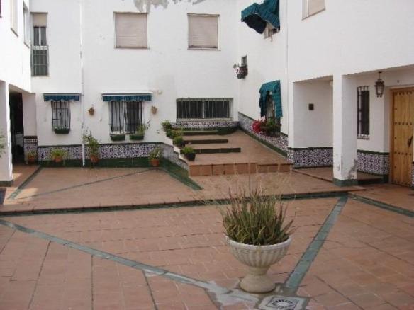 Townhouse for sale on Calle Agustín Moreno, 38, Historic Center – Ribera – San Basilio