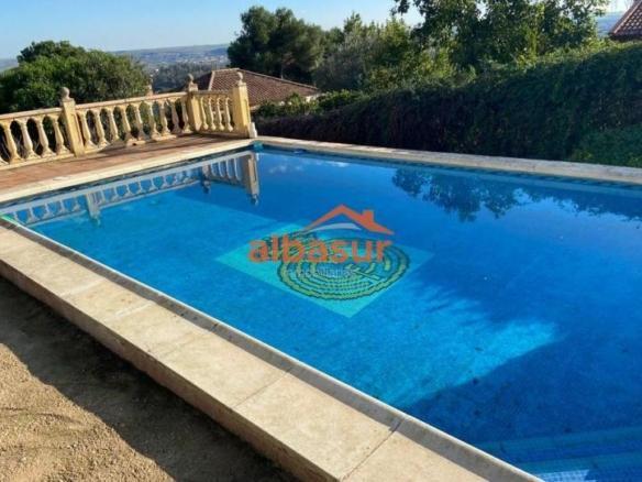House or villa for sale in Almodóvar del Río