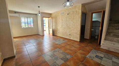 Townhouse for sale in Barrio Aulagar, La Victoria