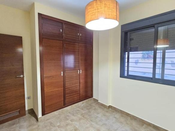 Apartment for sale in Huerta de la Reina – Trassierra