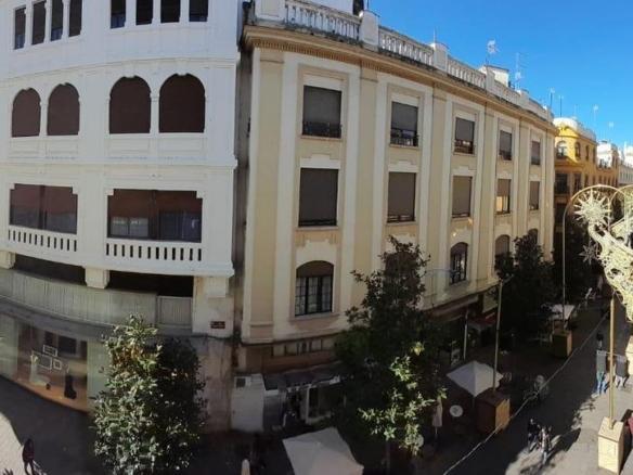 Apartment for sale in the city center