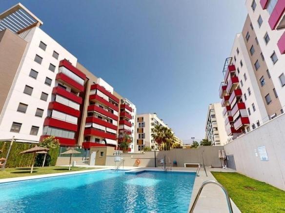Apartment for sale in Poniente-Norte – Miralbaida – Parque Azahara
