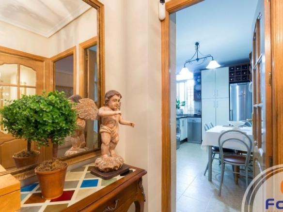 Apartment for sale in Ciudad Jardín – Zoco
