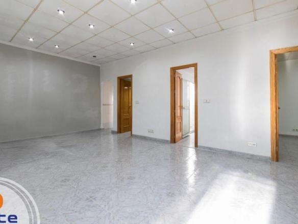 Townhouse for sale in Campo de la Verdad – Miraflores