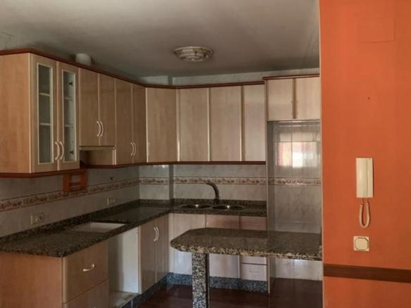 Apartment for sale in Dean Francisco Javier, El Brillante – El Naranjo – El Tablero