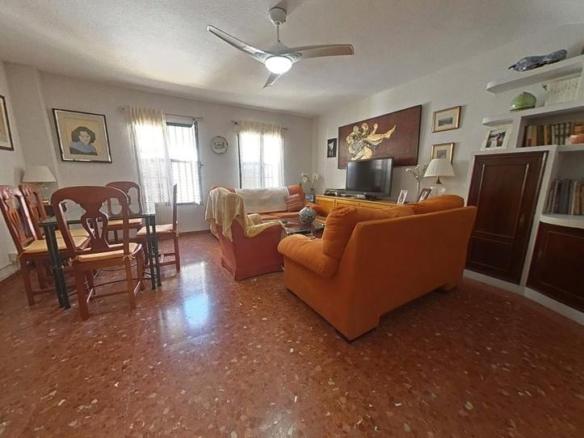 Townhouse for sale on Calle Marroquíes, Sta. Marina – San Andrés – San Pablo – San Lorenzo