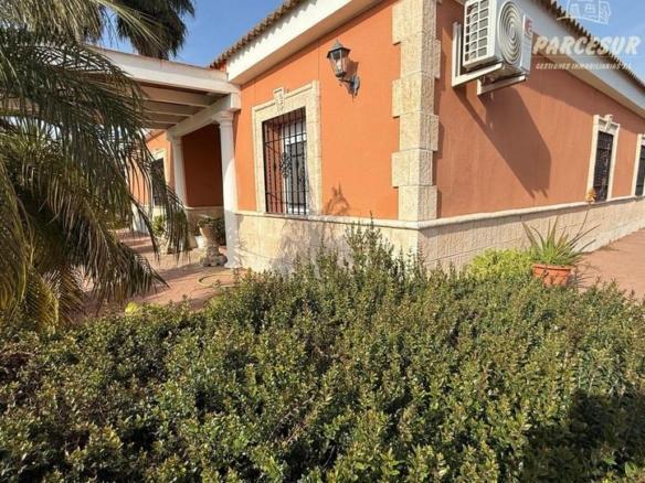 Rustic property for sale in El Higuerón