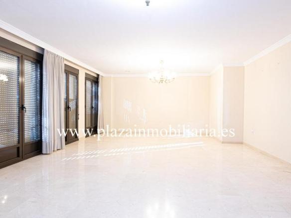 Apartment for sale in the city center