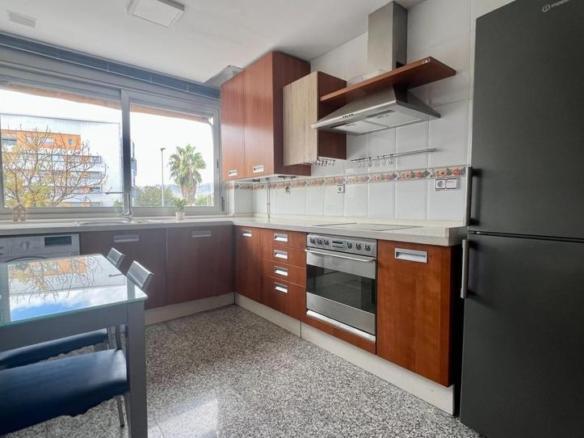 Apartment for sale in Alfonsina Storni, Tablero Bajo – Arruzafilla