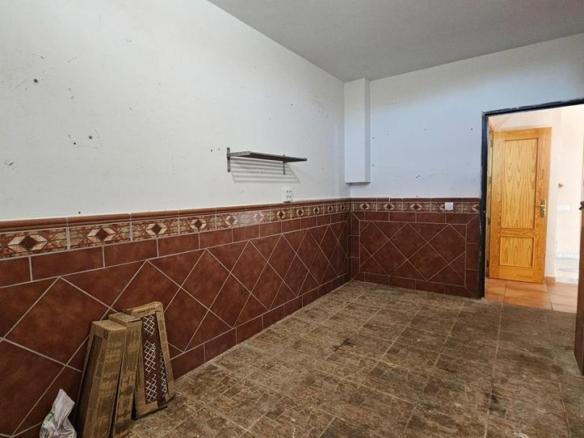 Townhouse for sale in Barrio del Aulagar, La Victoria