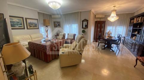 Apartment for sale on Damasco Street, Ciudad Jardín – Zoco