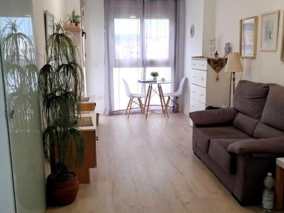 Apartment for sale in Ciudad Jardín – Zoco