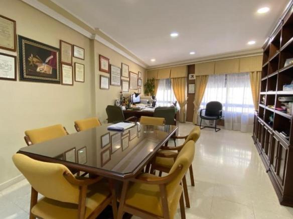 Office for sale in the city center