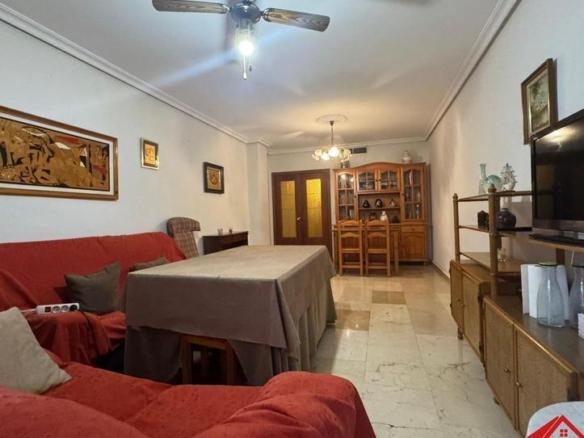 Apartment for sale in Ciudad Jardín – Zoco